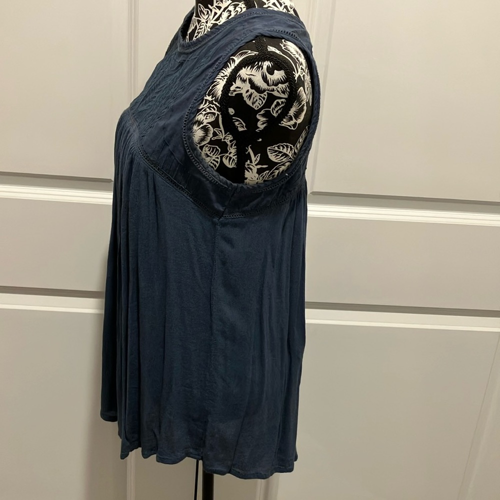 Japna Blue Pleated Relaxed Blouse - Picture 4 of 9